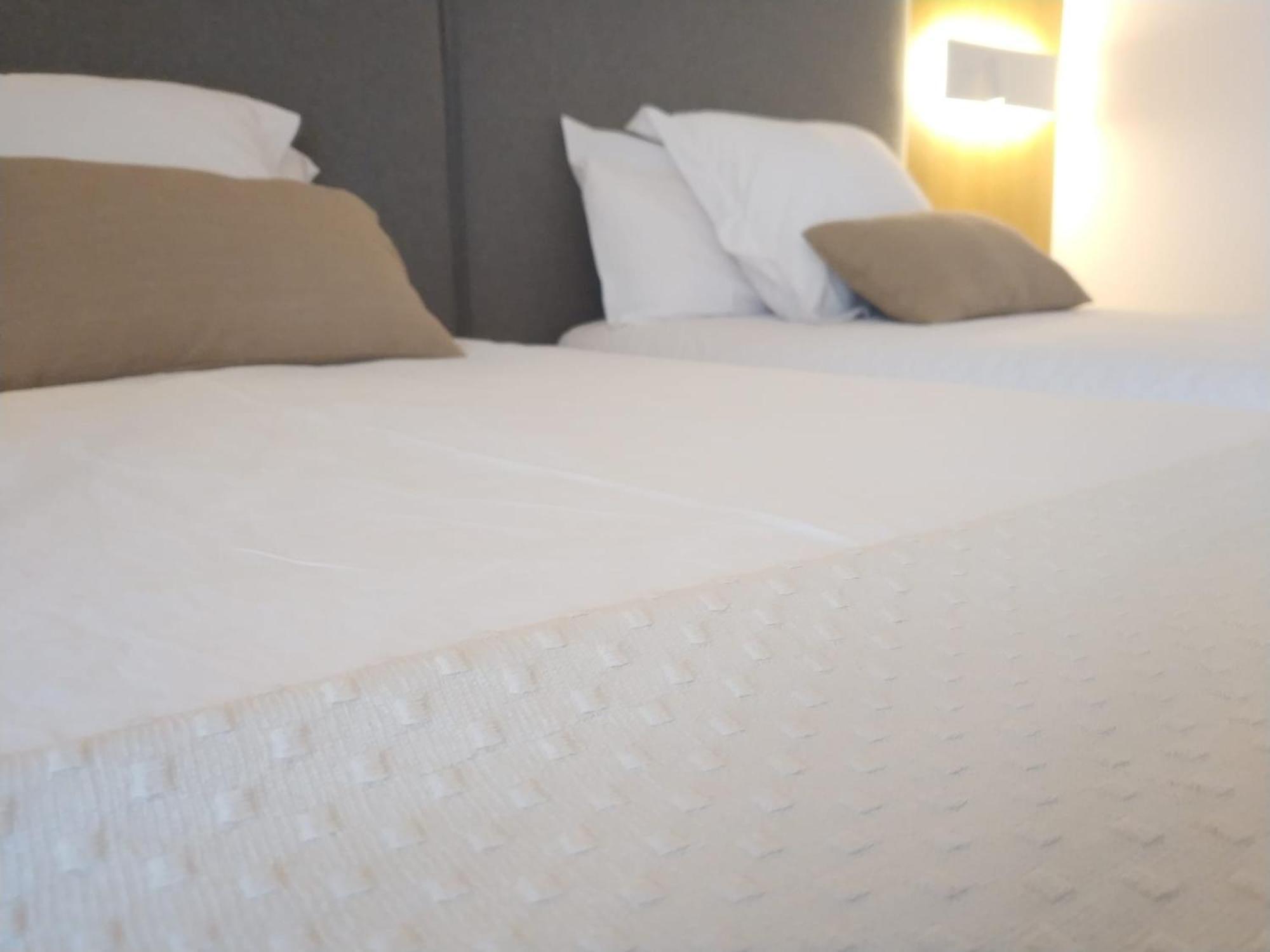דלטברה Hotel Mas Catxina מראה חיצוני תמונה